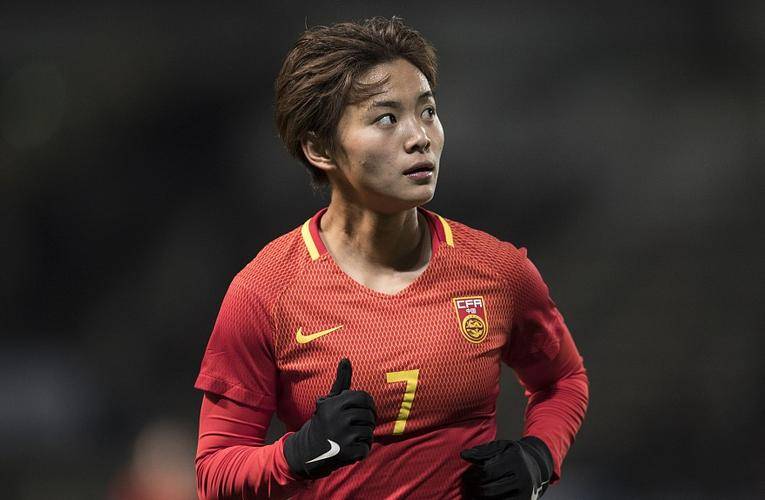 关于印度女足新秀崭露头角，为国家争光的信息
